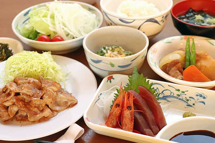 お食事