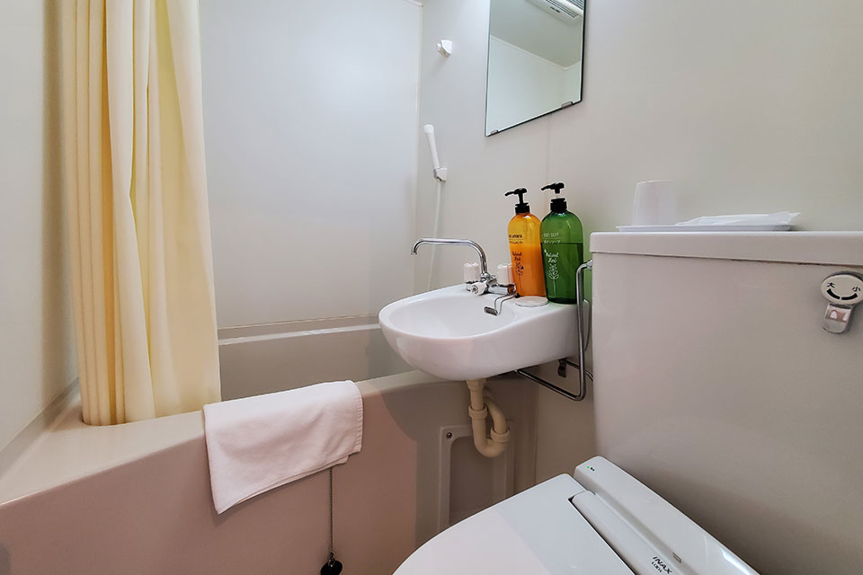 シングル バス・トイレ付き
